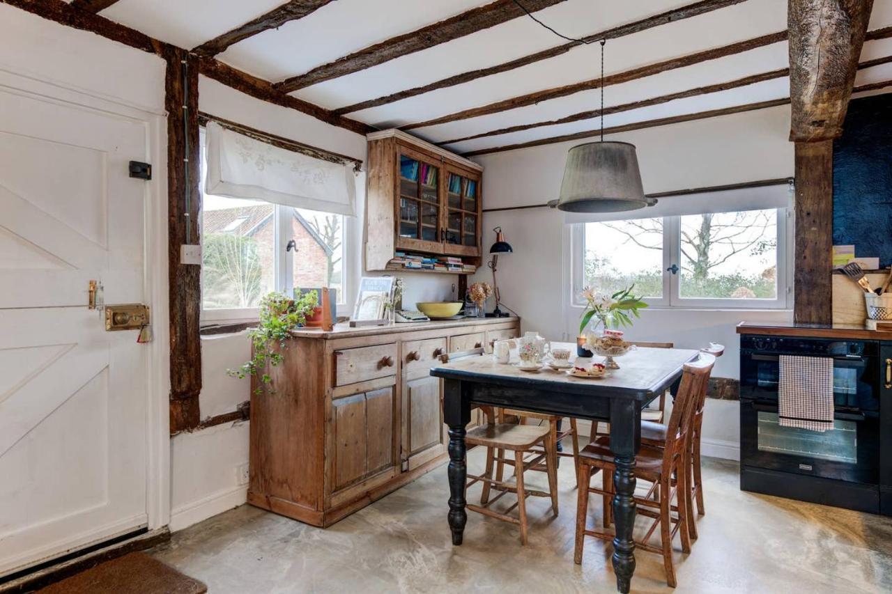 The Dairy, One Bedroom Cottage In A 15Th Century Farmhouse Parham Εξωτερικό φωτογραφία
